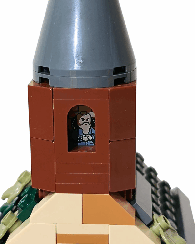 LEGOボートハウス屋根上の物見部屋内部にある肖像画のパーツ