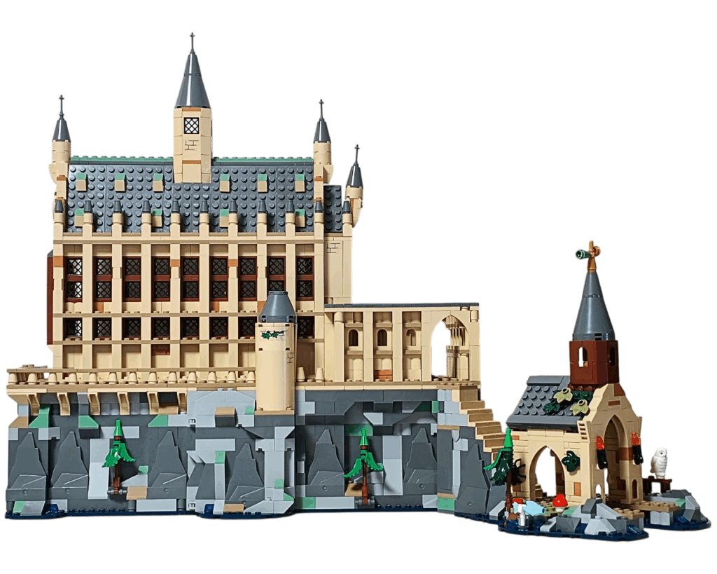 LEGOホグワーツ大広間とボートハウスを組み合わせた全体ビュー