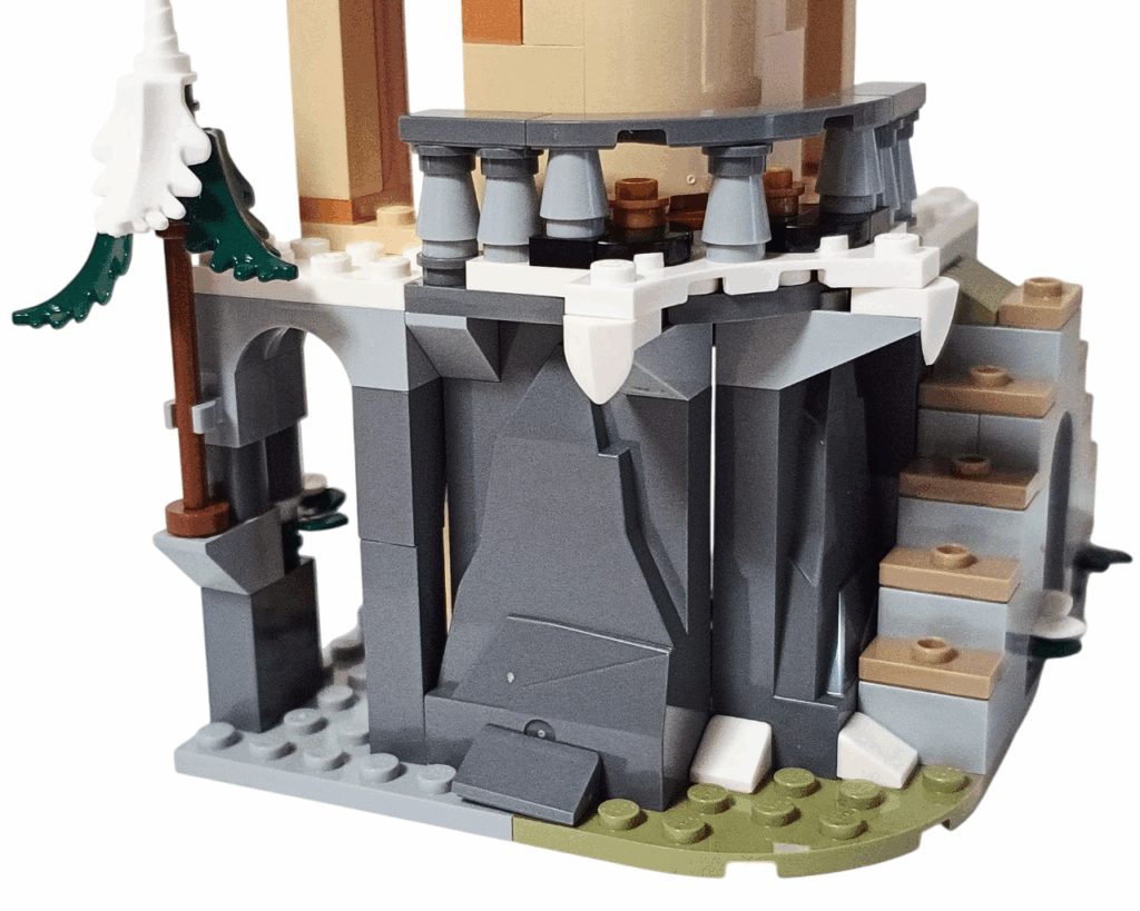 ふくろう小屋の外観、階段左側