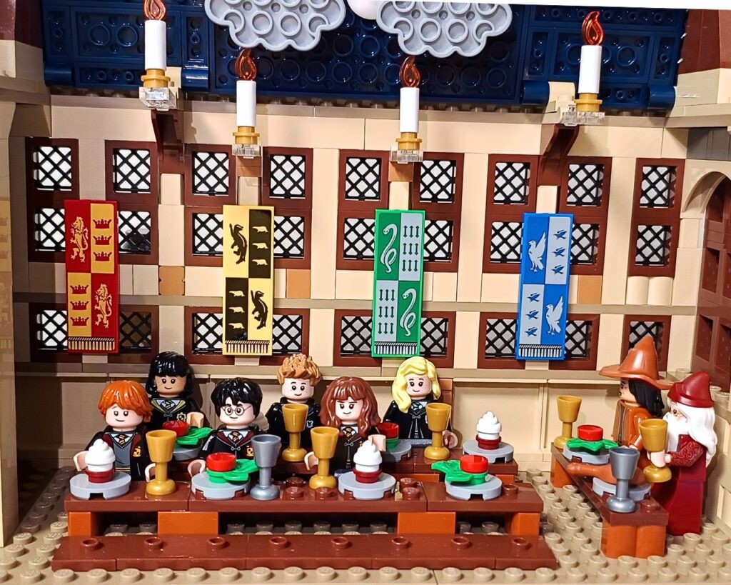 LEGO大広間での食事風景