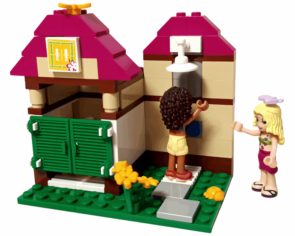 LEGO Friends 41008 スプラッシュプール 完成シーン。アンドレアがシャワーを浴び、イザベラが隣で話しかけている
