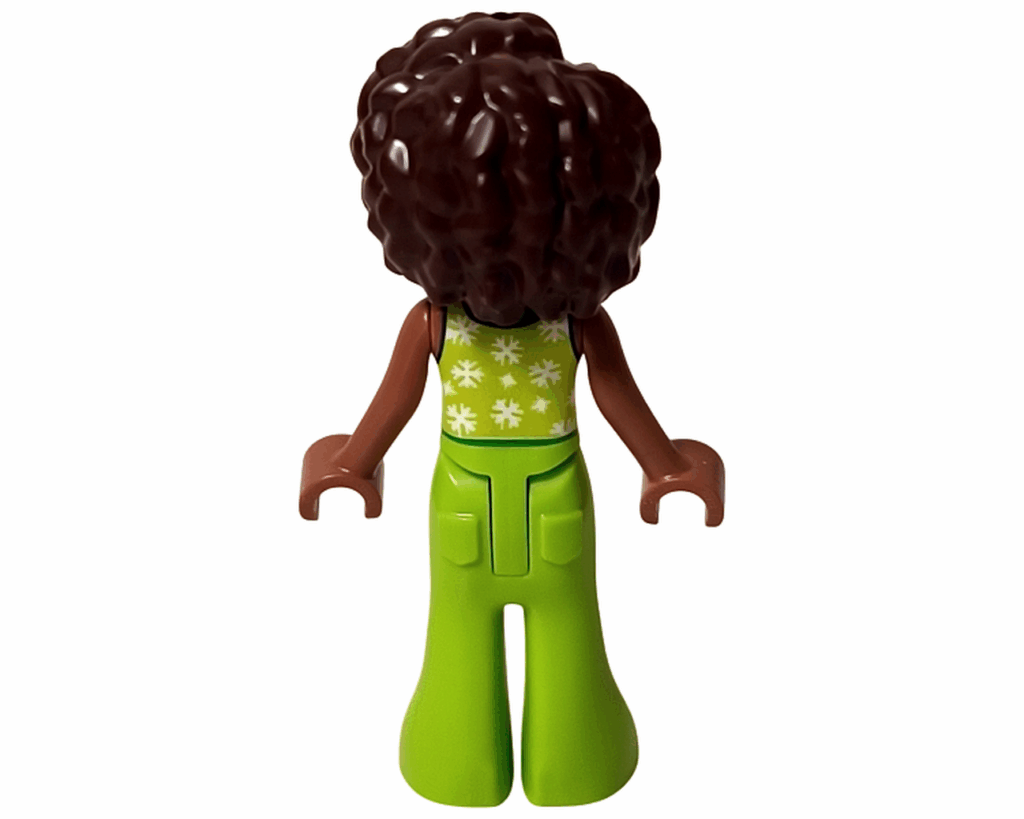 LEGO Friends 42668 アリヤ ミニドール背面。トップス全体に雪の結晶模様がプリントされている。