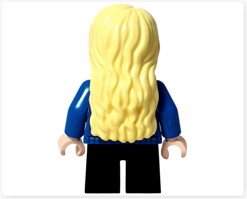 LEGO Harry Potter 76456「アドベントカレンダー2025」登場キャラクター、ルーナ・ラブグッドのミニフィギュア背面。 青いセーターと長い金髪が特徴の冬の衣装。