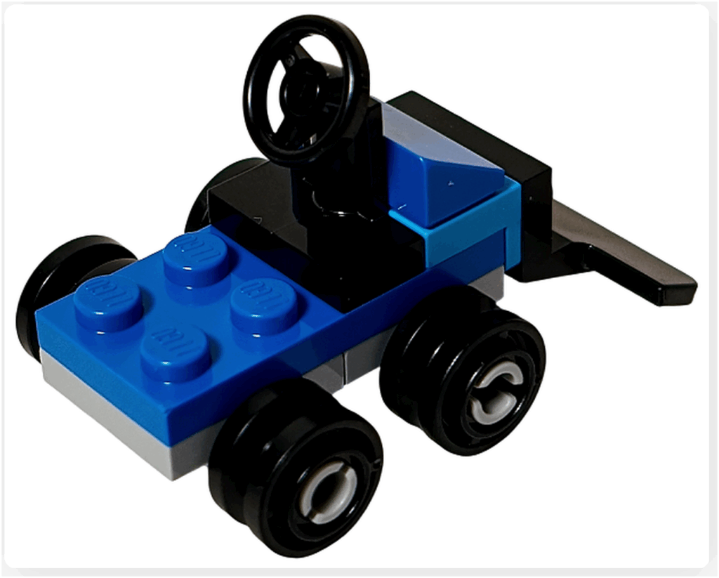 LEGO CITY 60475 Advent Calendar 2025（8日目）除雪車の背面。青い車体後部と4輪構造が確認できる後方ビュー。