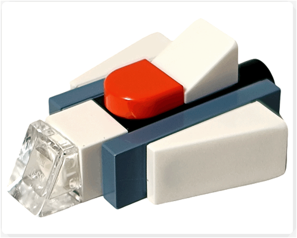 LEGO CITY 60475 Advent Calendar 2025（14日目）完成したおもちゃの宇宙船を正面から撮影。白い翼・赤いトップ・クリア機首パーツが特徴のミニモデル。