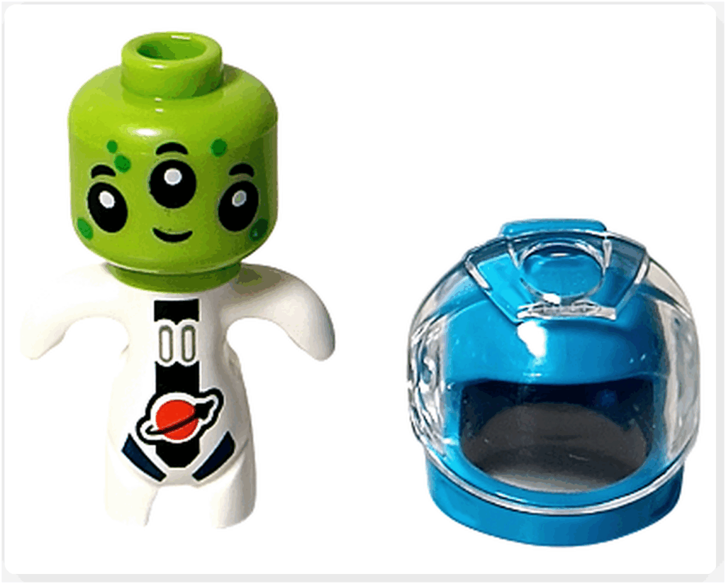 LEGO CITY 60475 Advent Calendar 2025（15日目）宇宙服を着たエイリアンの組立途中。白い宇宙服の胴体にエイリアンヘッドを取り付け、青いヘルメットを横に置いた状態。