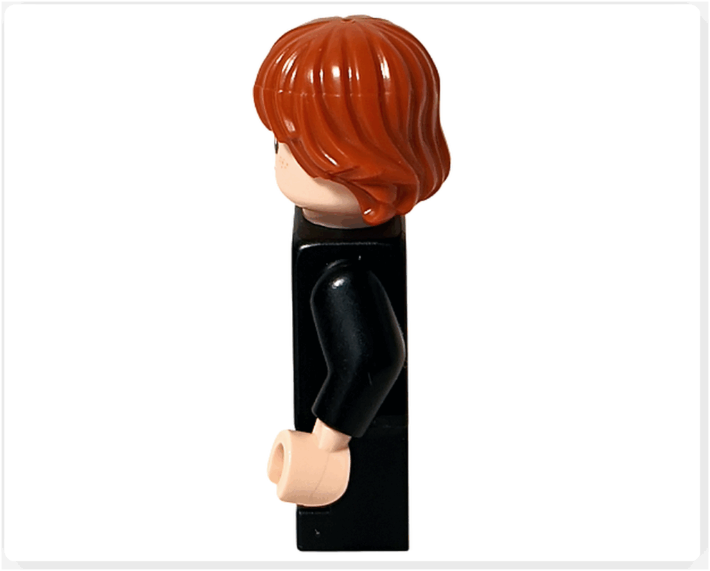 レゴ ハリー・ポッター 76442 のロン・ウィーズリーミニフィグ右側面。赤毛の髪の形状とローブのシンプルなシルエットが見える。