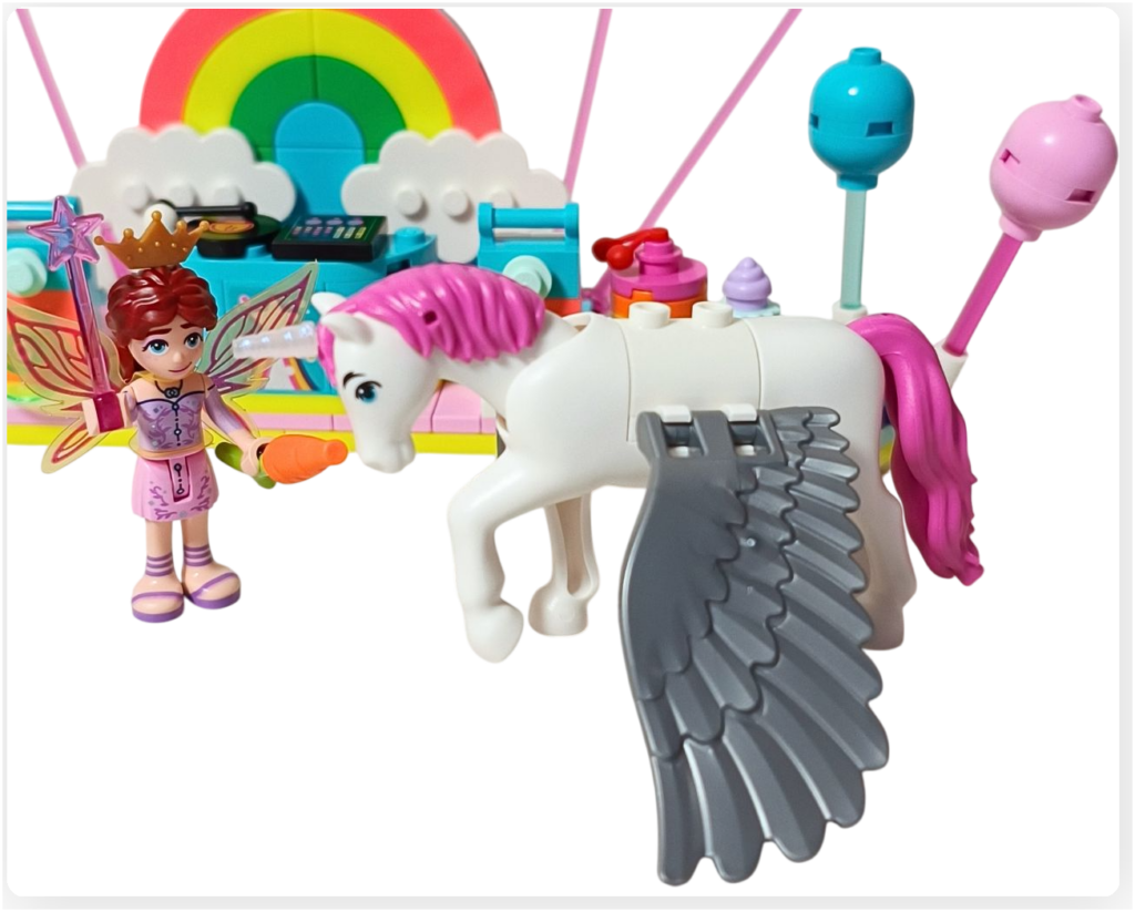 レゴ フレンズ 42661「ユニコーンと妖精のコスプレパーティー」 ペリウィンクにニンジンのおやつをあげるペイズリーの完成シーン