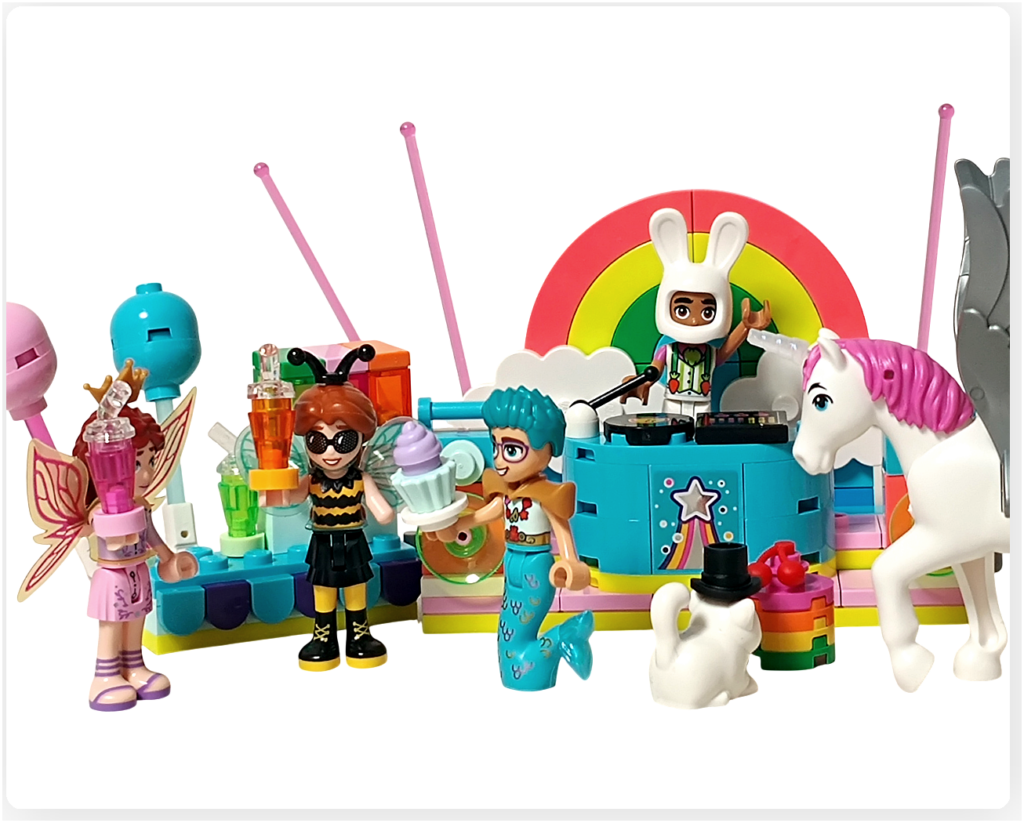 レゴ フレンズ 42661「ユニコーンと妖精のコスプレパーティー」 ステージの前でパーティが盛り上がる完成シーン