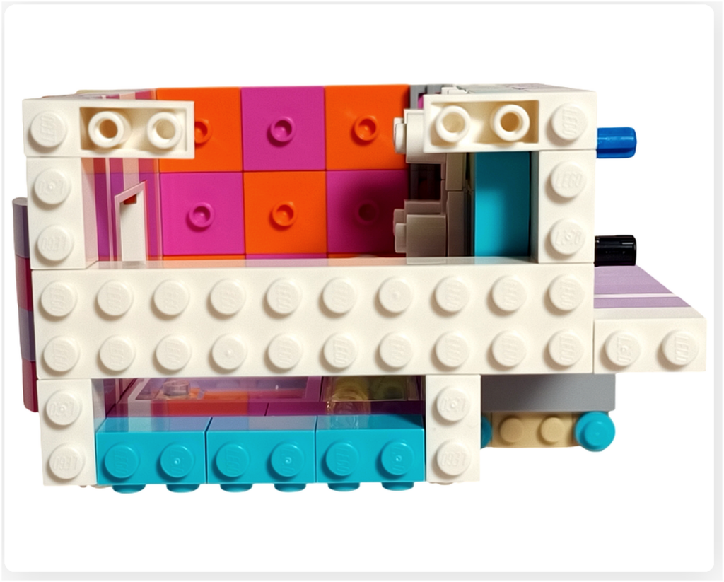 レゴ フレンズ 42674 組立レビュー第1部の天井組立工程。フローズンドリンクのお店の上部に天井パーツを取り付け、内部空間が完成に近づいた状態。