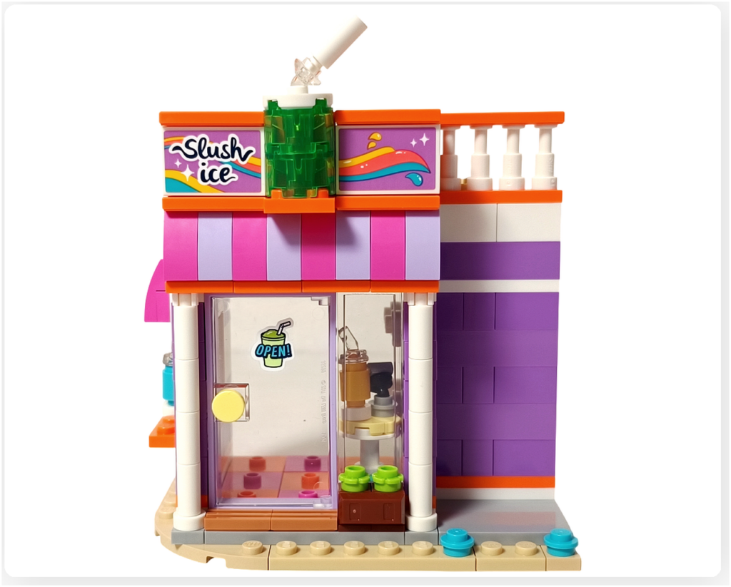 レゴ フレンズ 42674 組立レビュー第1部のフローズンドリンク店正面看板。Slush iceと描かれた看板を取り付けた完成状態の外観。
