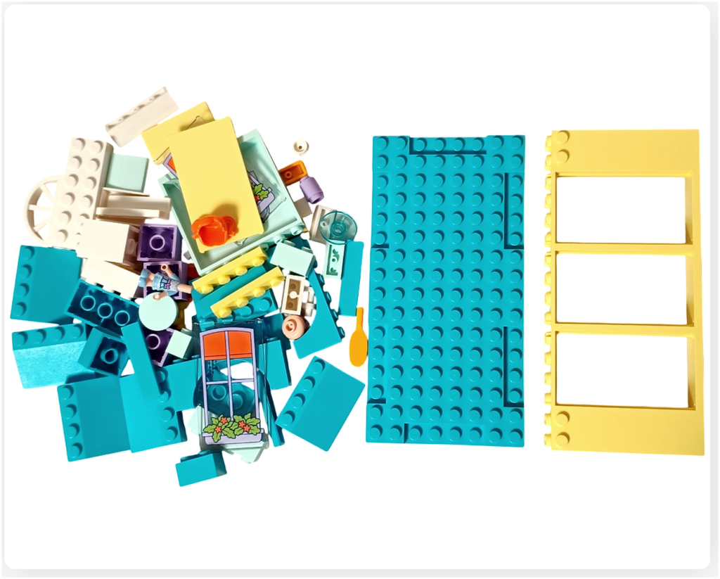 レゴ フレンズ 41724「ペイズリーのおうち」袋2のパーツ一覧 壁用パーツと床プレート、窓枠を含む構成