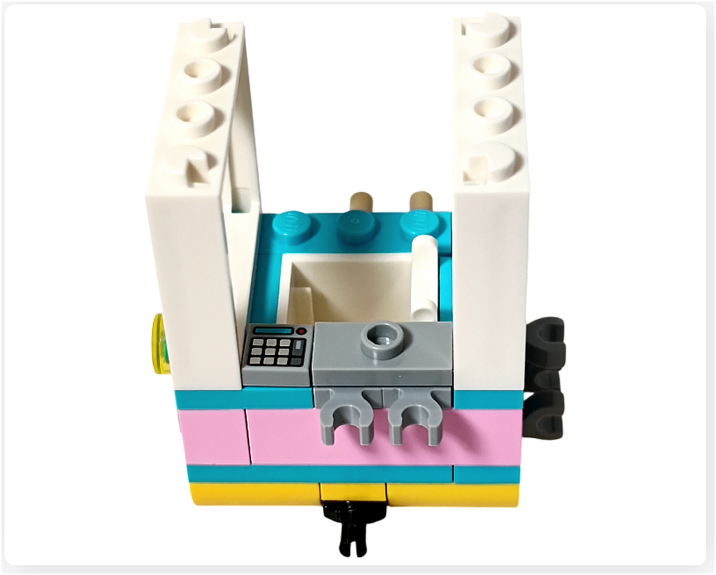 レゴ フレンズ 42692「アイスと風船のお店」屋台 後壁 組立途中