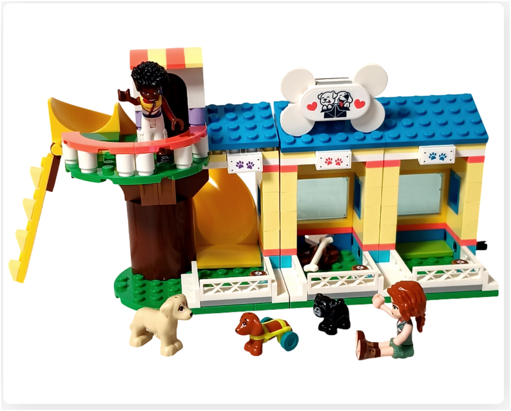 レゴ 41727 ワンちゃんレスキューセンター 回復した犬たちが遊ぶ屋外シーン オータムとザックが見守る様子