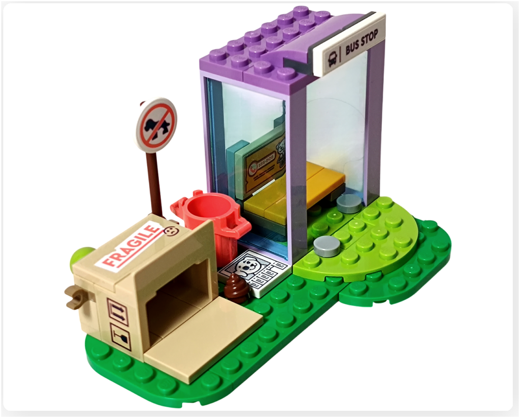 レゴ 41741 ワンちゃんレスキュートラック FRAGILE表記付き宅配ボックスのような設備とバス停