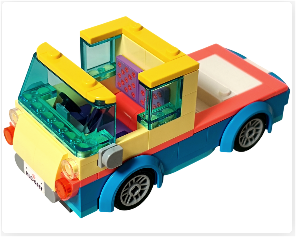 レゴ 41741 ワンちゃんレスキュートラック タイヤ取り付け後 車体完成途中