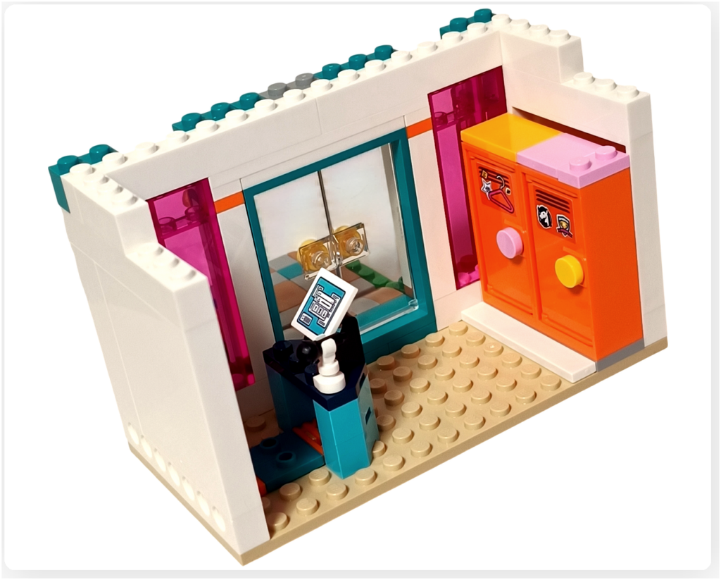 レゴ 41731 ハートレイクシティ インターナショナルスクール 昇降口内装完成