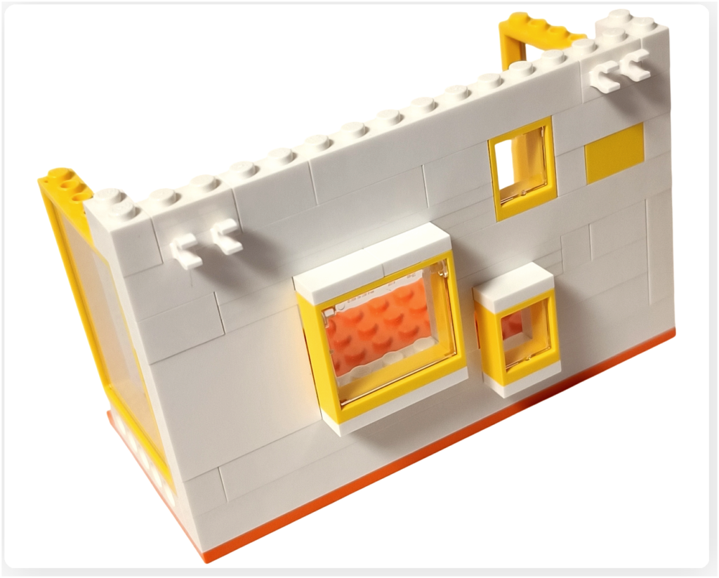 レゴ 41731 ハートレイクシティ インターナショナルスクール 理科室の外壁仕上げ